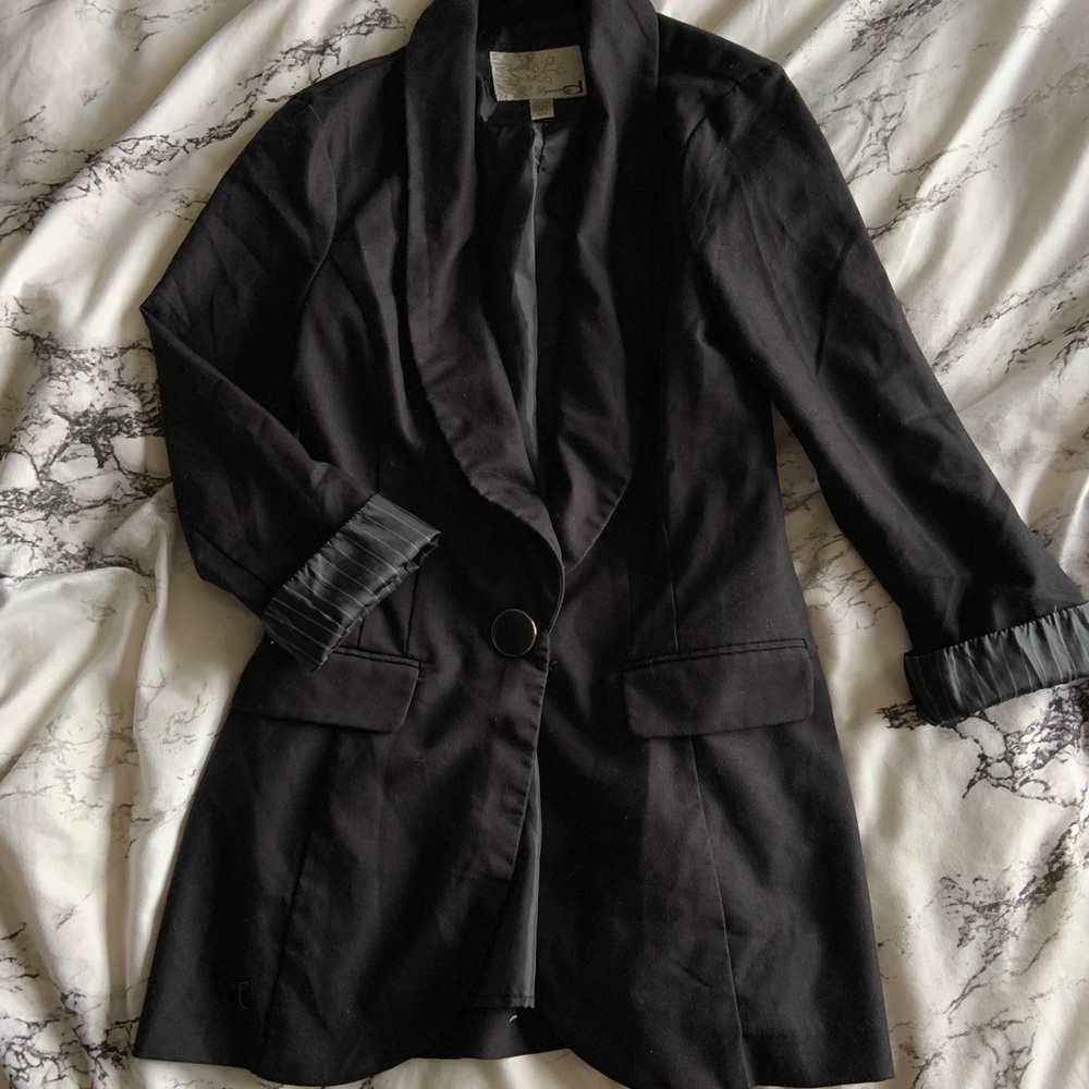 Black dynamite blazer